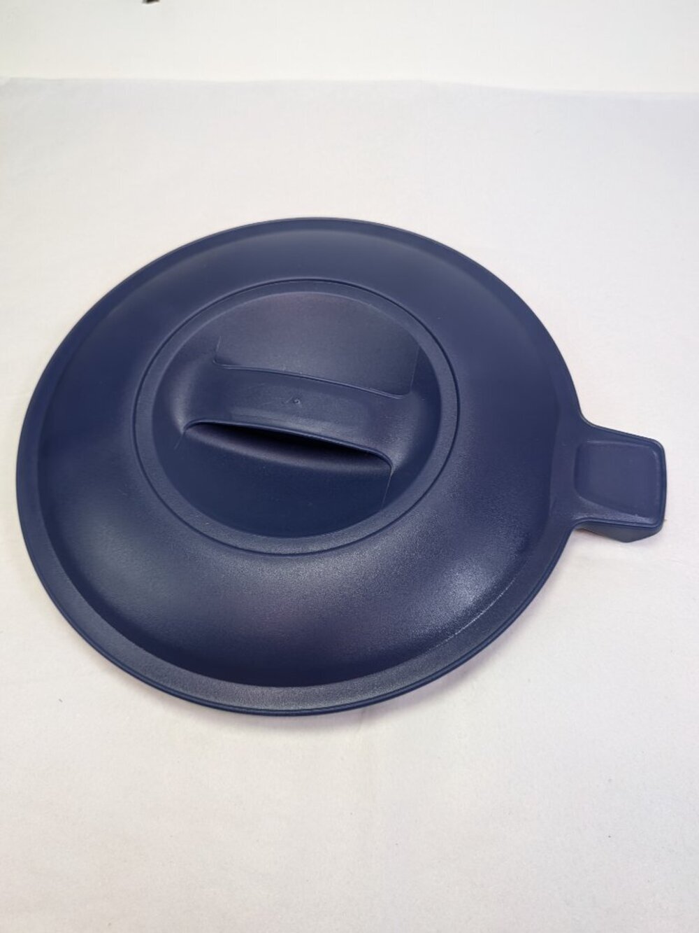 Vintage Blue Pyrex Batter Bowl Measuring Cup Replacement Lid 564MWPC 8 Cup 2 Qt